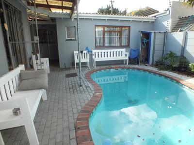 Apartment / Flat For Rent in Oakdale, Bellville