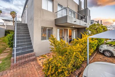 Apartment / Flat For Rent in Kenridge, Durbanville