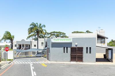 Apartment / Flat For Rent in Loevenstein, Bellville