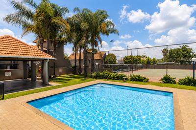 Apartment / Flat For Rent in Radiokop, Roodepoort
